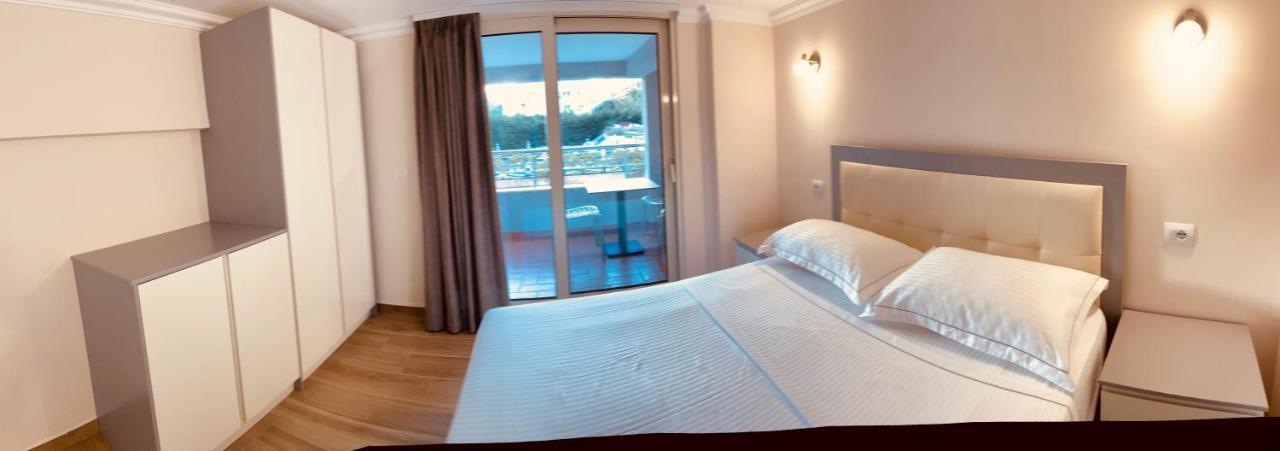 Flors Apartments Дуррес Екстер'єр фото