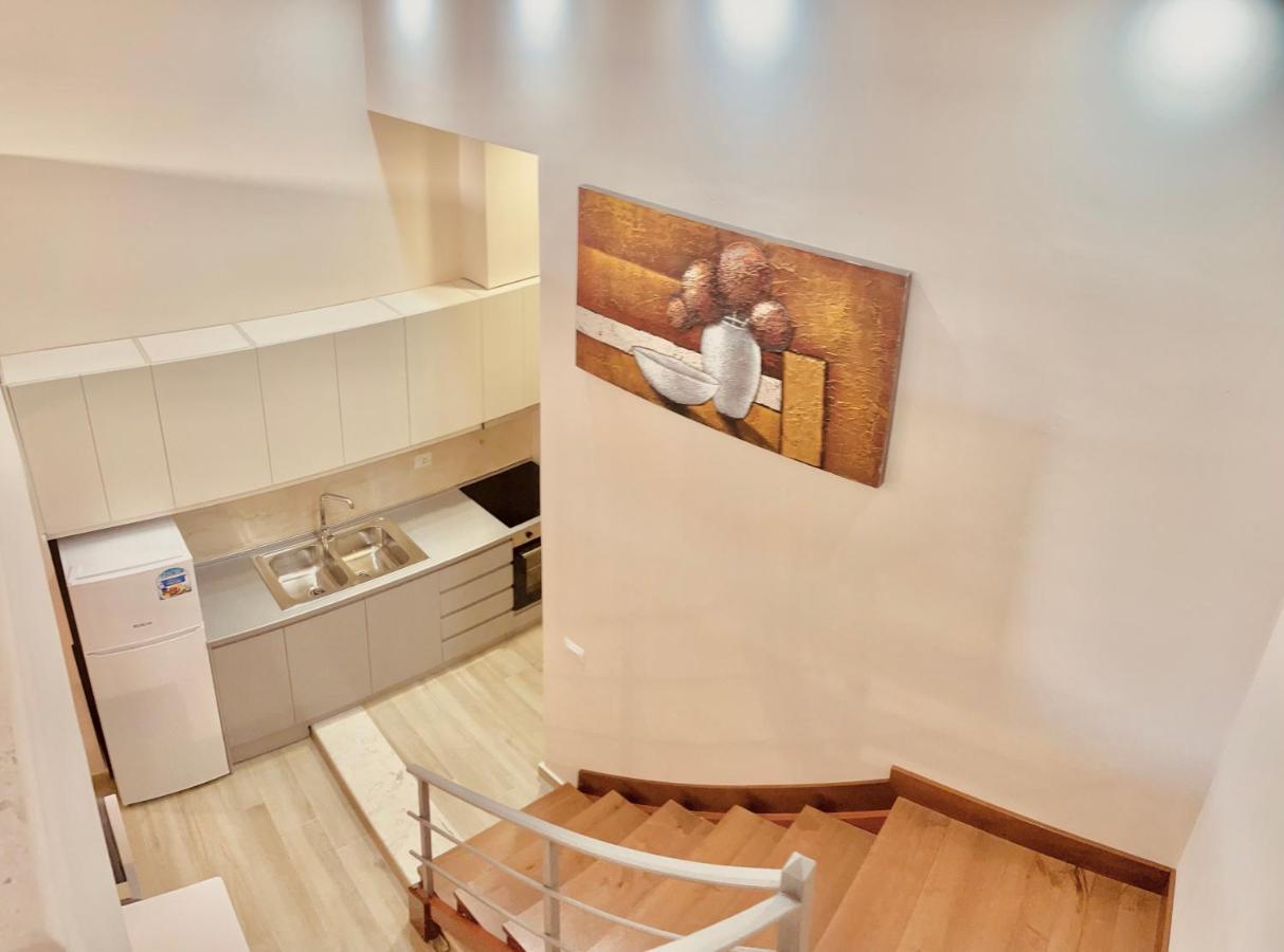 Flors Apartments Дуррес Екстер'єр фото