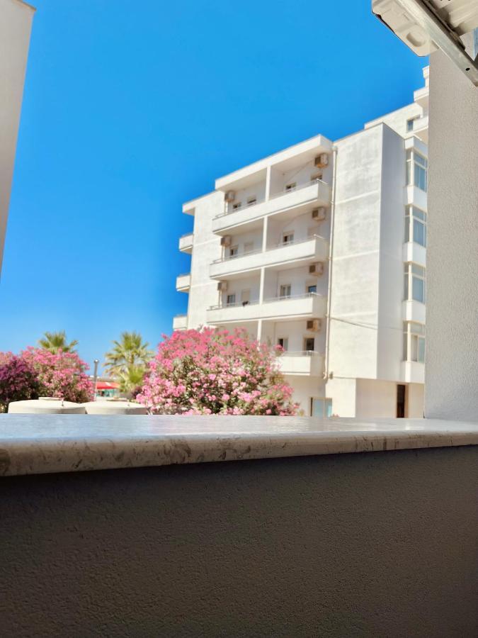 Flors Apartments Дуррес Екстер'єр фото