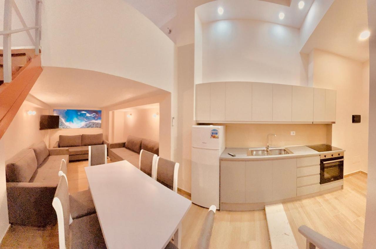 Flors Apartments Дуррес Екстер'єр фото