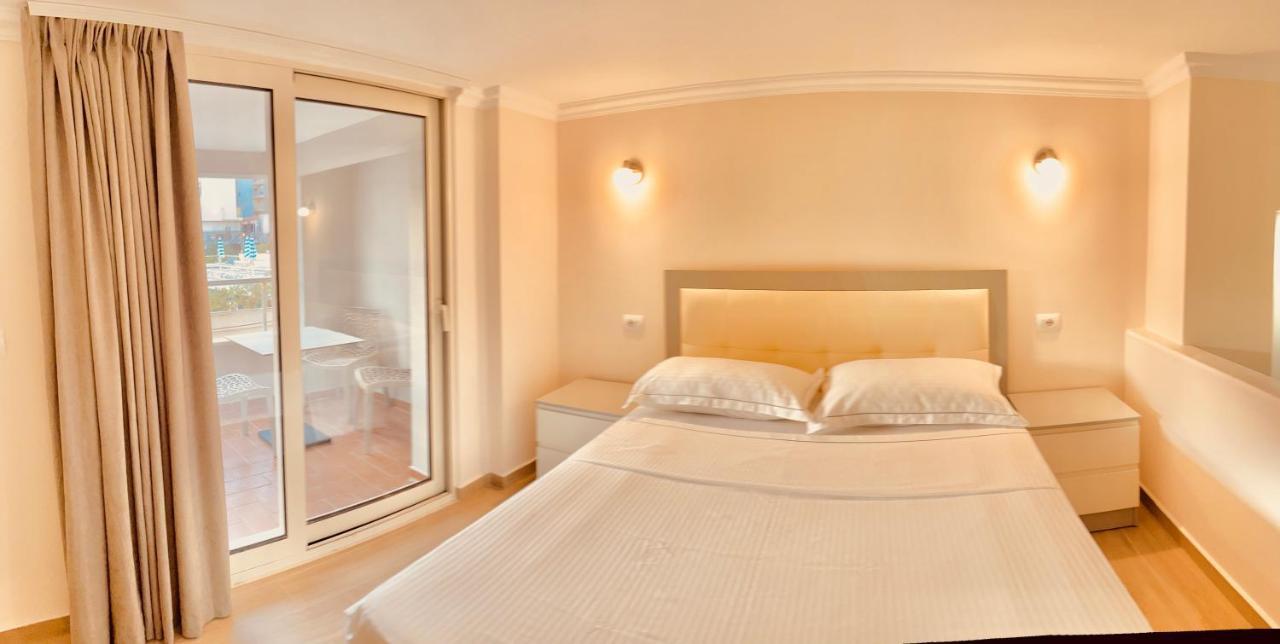 Flors Apartments Дуррес Екстер'єр фото
