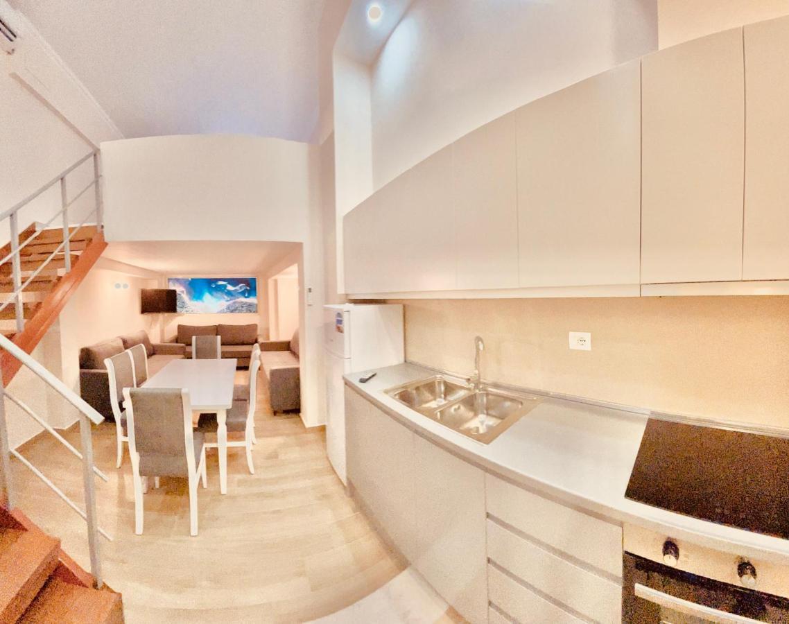 Flors Apartments Дуррес Екстер'єр фото