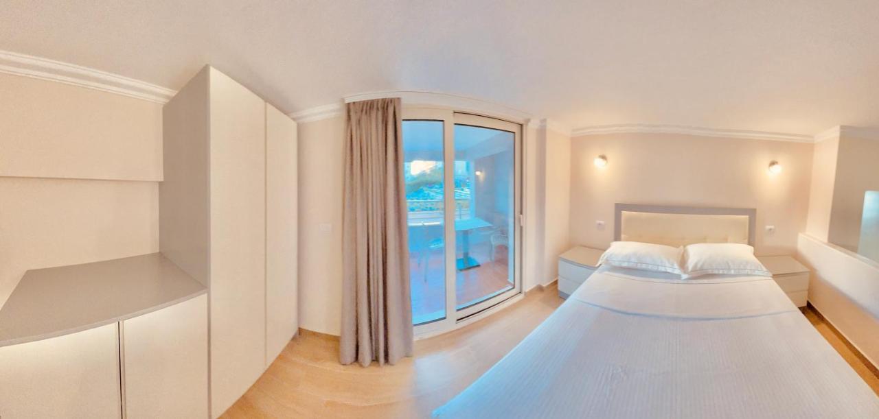 Flors Apartments Дуррес Екстер'єр фото