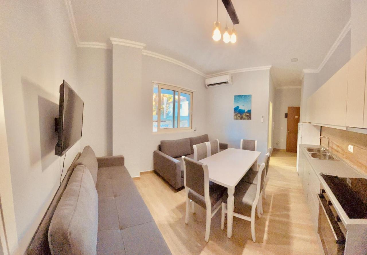 Flors Apartments Дуррес Екстер'єр фото