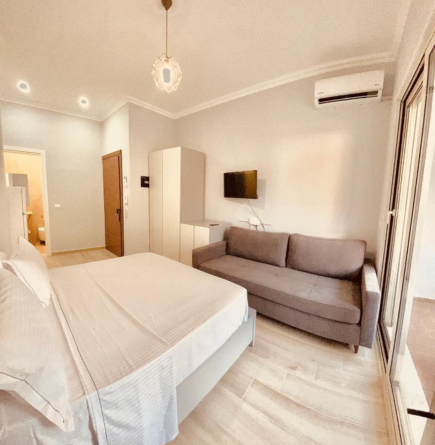 Flors Apartments Дуррес Екстер'єр фото
