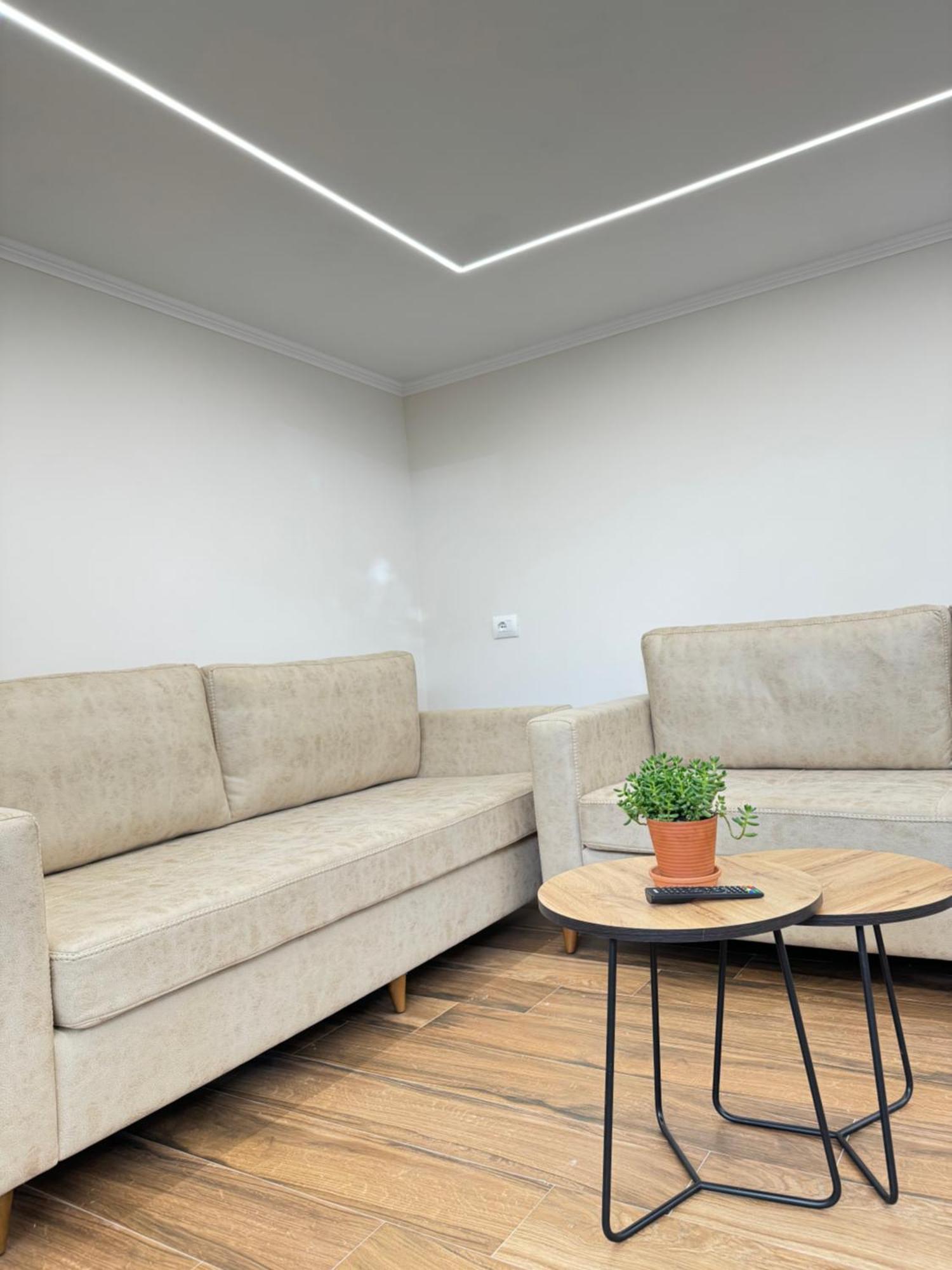 Flors Apartments Дуррес Екстер'єр фото