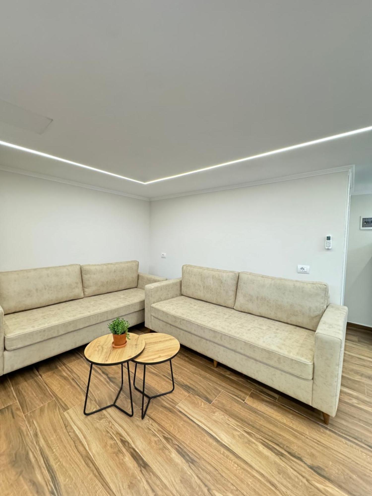 Flors Apartments Дуррес Екстер'єр фото